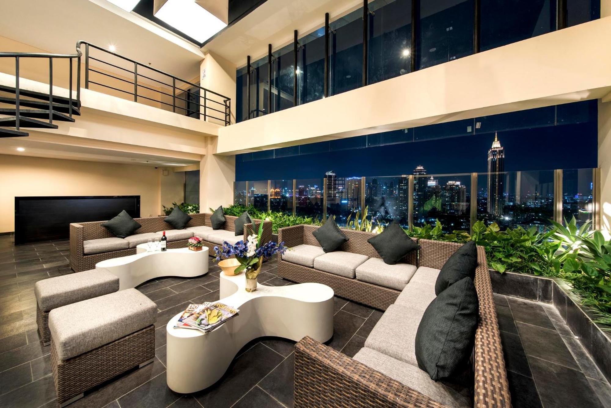 Appartement 2 Bedrooms In Gandaria Selatan - Dumastay
