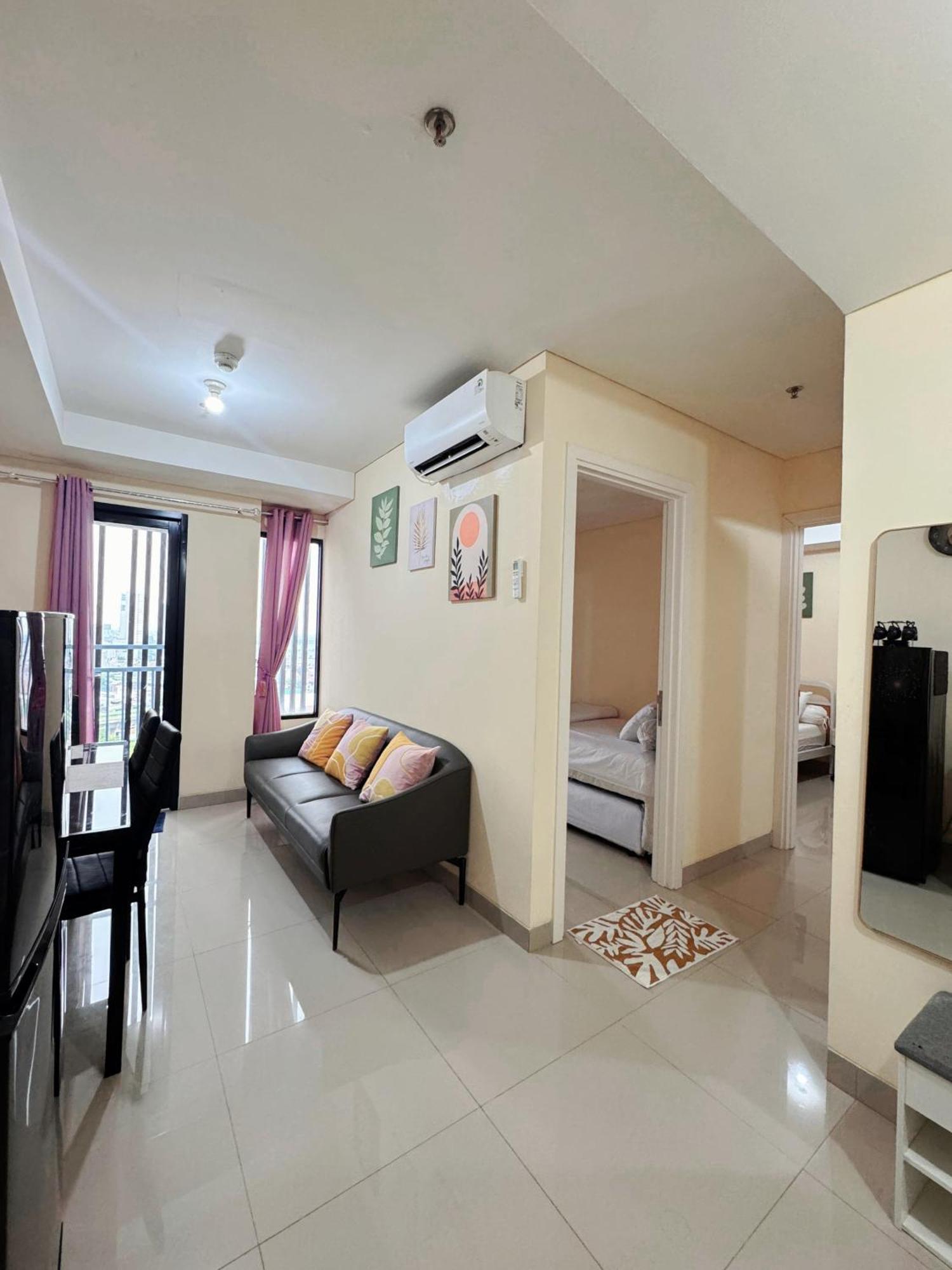 2 Bedrooms In Gandaria Selatan - Dumastay *