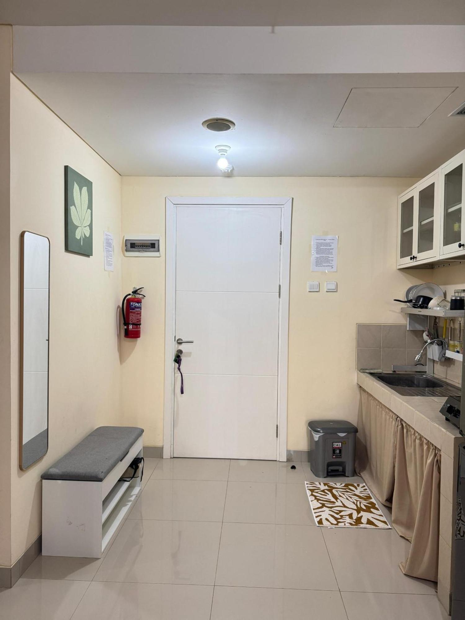 2 Bedrooms In Gandaria Selatan - Dumastay *