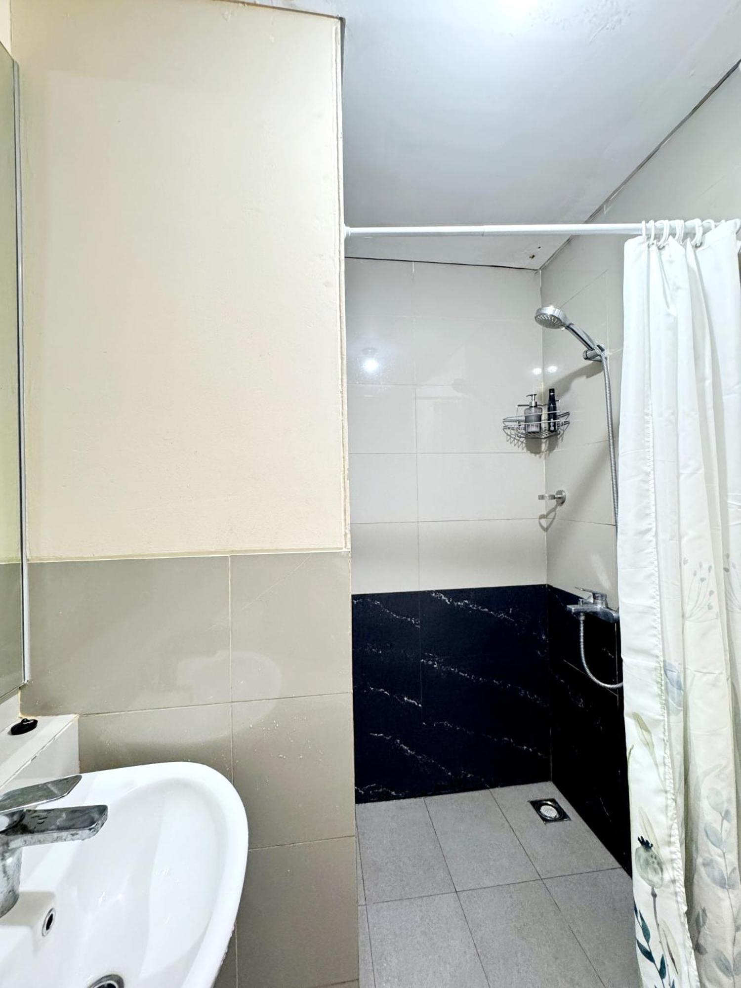 2 Bedrooms In Gandaria Selatan - Dumastay Jakarta